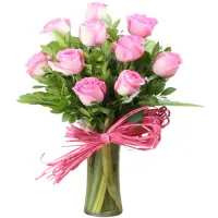 12 Pink Color Roses in Glass Vase